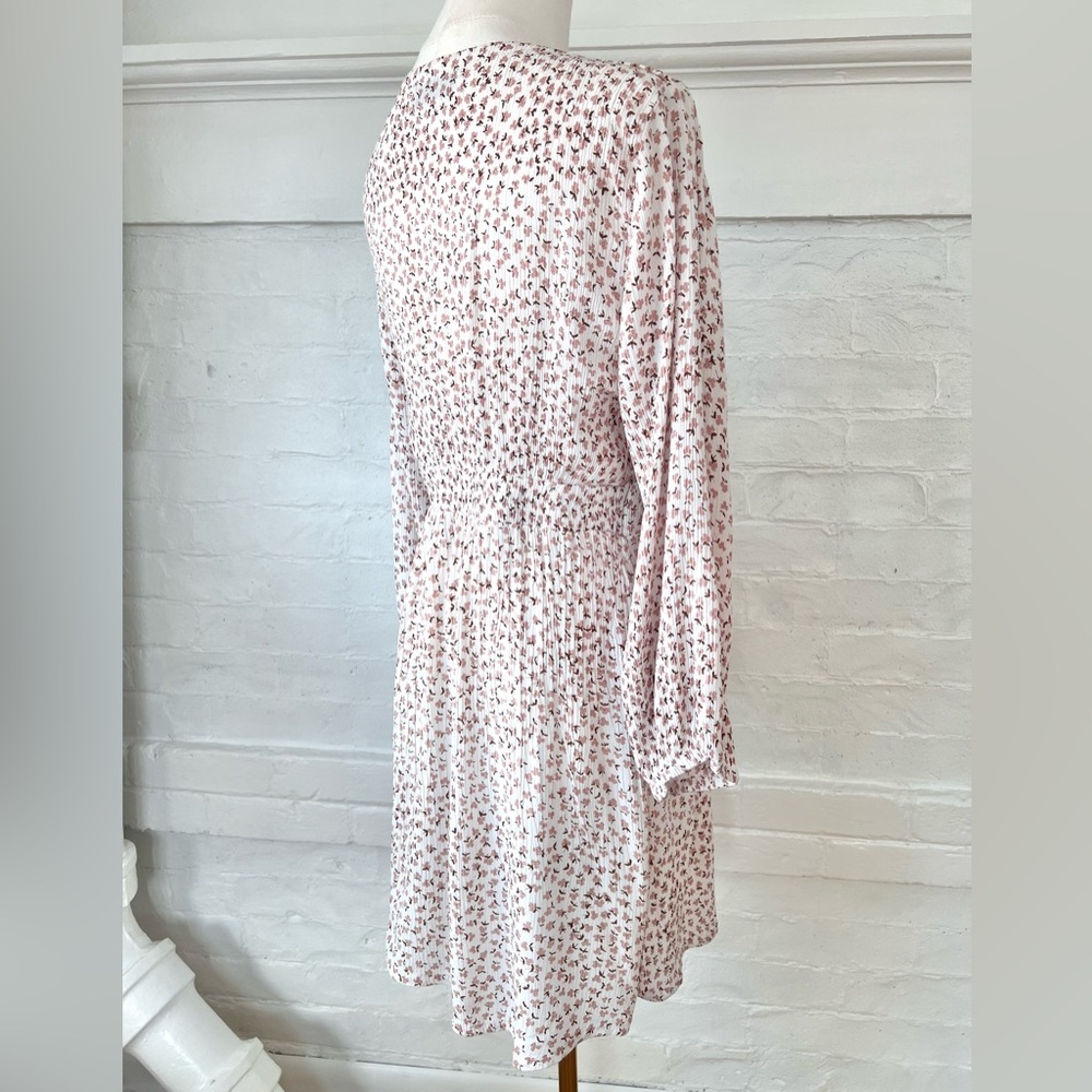 Faithfull The Brand Trinidad Mini Dress Rae Pink Ditzy Floral Tie Front Cut Out - Picture 7 of 16